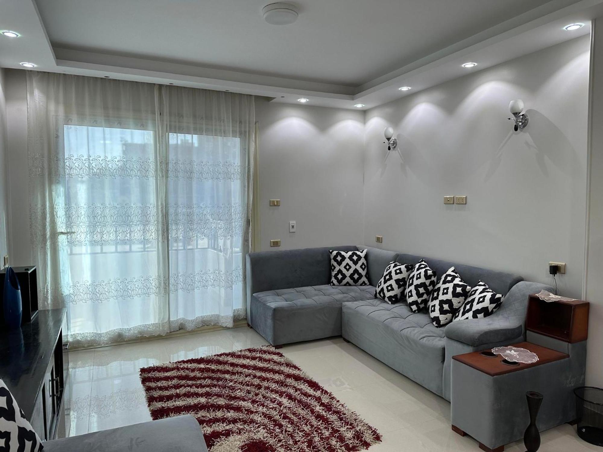 Appartement Comfy Luxurious In Location In Mansheyet El Bakry East